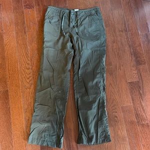 North Face convertible hiking pants in olive green